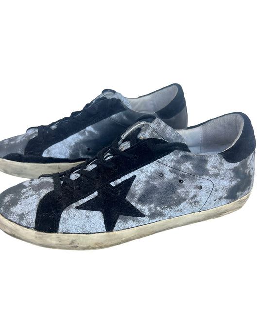 Golden Goose Superstar Trainers